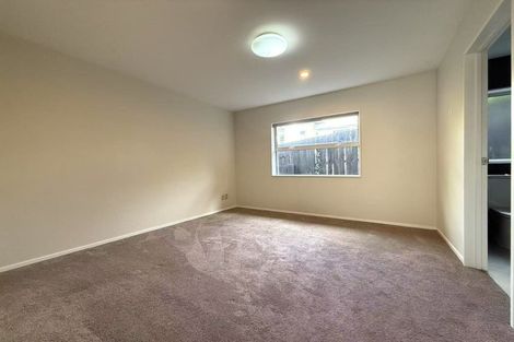 Photo of property in 240 Sturges Road, Henderson, Auckland, 0612