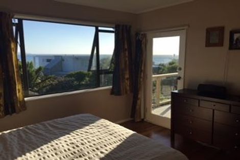 Photo of property in 5 Gordon Road, Plimmerton, Porirua, 5026