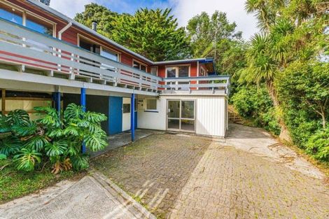 Photo of property in 7 Miromiro Road, Normandale, Lower Hutt, 5010