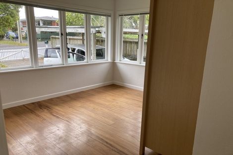 Photo of property in 6 Koromiko Street, New Lynn, Auckland, 0600