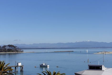 Photo of property in Latitude 41, 30/269 Wakefield Quay, Stepneyville, Nelson, 7010