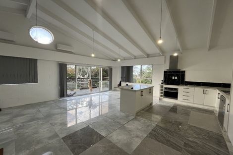 Photo of property in 475 Whangaparaoa Road, Stanmore Bay, Whangaparaoa, 0932