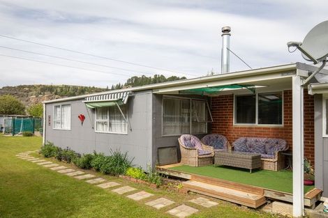 Photo of property in 39 Tamblyn Drive, Lake Roxburgh Village, Roxburgh, 9571