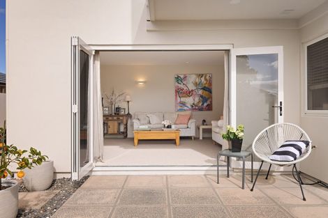 Photo of property in 6 Sovereign Drive, Papamoa Beach, Papamoa, 3118