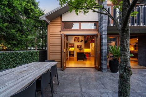 Photo of property in 34 Dryden Street, Grey Lynn, Auckland, 1021