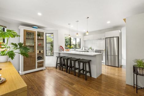 Photo of property in 2/8 Bundoran Way, Pinehill, Auckland, 0632