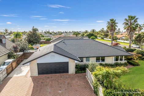 Photo of property in 126 Santa Monica Drive, Papamoa Beach, Papamoa, 3118