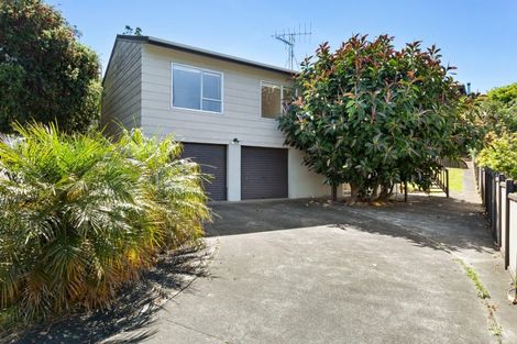Photo of property in 9 Elmira Place, Browns Bay, Auckland, 0630