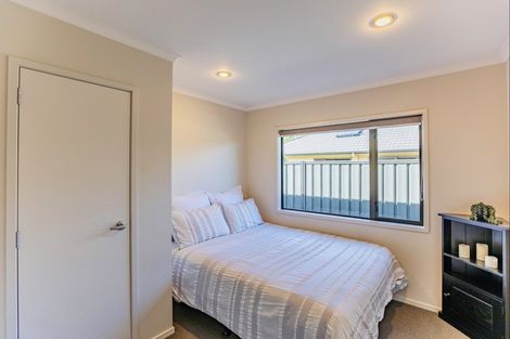 Photo of property in 19 Mcnaughton Place, Onekawa, Napier, 4110