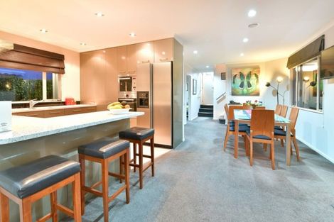 Photo of property in 2/126 Whangaparaoa Road, Red Beach, 0932