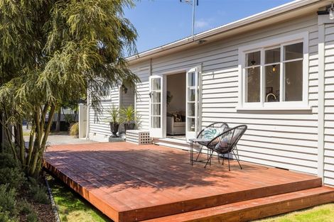 Photo of property in 20 Aorangi Road, Bryndwr, Christchurch, 8053