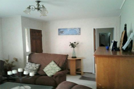 Photo of property in 9 Rathgar Road, Henderson, Auckland, 0610