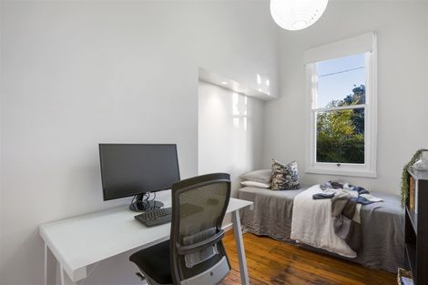 Photo of property in 61 Aroha Avenue, Sandringham, Auckland, 1025