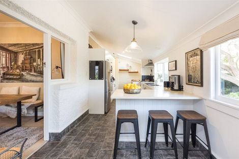 Photo of property in 10 Milverton Avenue, Hokowhitu, Palmerston North, 4410