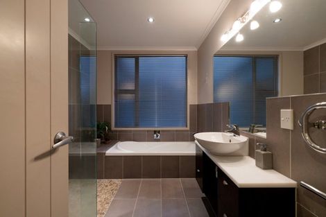 Photo of property in 48 Buxton Place, Ohauiti, Tauranga, 3112