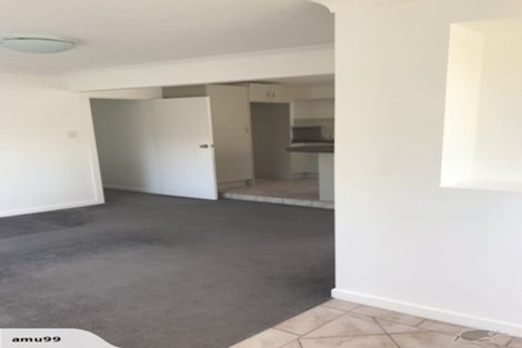 Photo of property in 59 Ravenwood Drive, Forrest Hill, Auckland, 0620