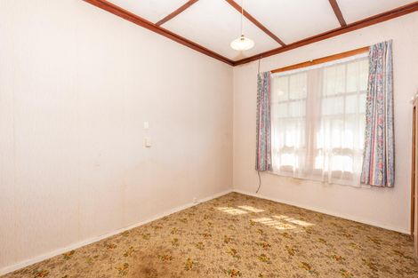 Photo of property in 60 Cliff Road, Te Karaka, 4022