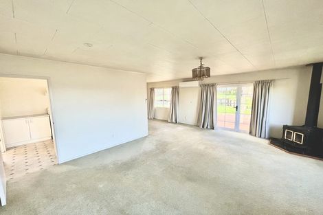 Photo of property in 100 West Harbour Drive, West Harbour, Auckland, 0618