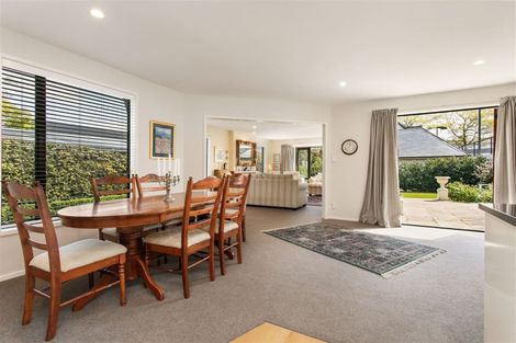 Photo of property in 2/124 Leinster Road, Merivale, Christchurch, 8014