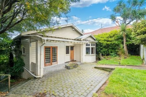 Photo of property in 19 Forfar Street, Clyde Hill, Dunedin, 9011