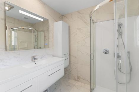 Photo of property in 2/553 East Coast Road, Browns Bay, Auckland, 0630