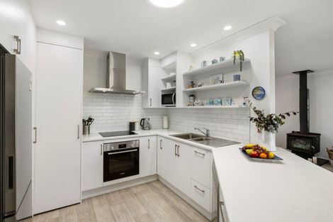 Photo of property in 25 Corinth Grove, Papamoa Beach, Papamoa, 3118