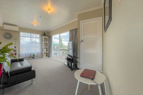 Photo of property in 5 Oxford Street, Tirau, 3410