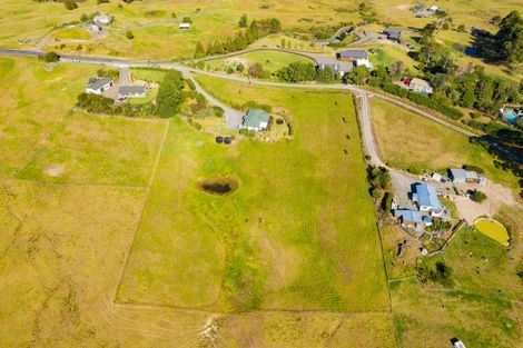 Photo of property in 571 Snooks Road, Maungakaramea, Whangarei, 0178