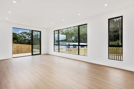 Photo of property in 5 Endurance Rise, Orewa, 0931