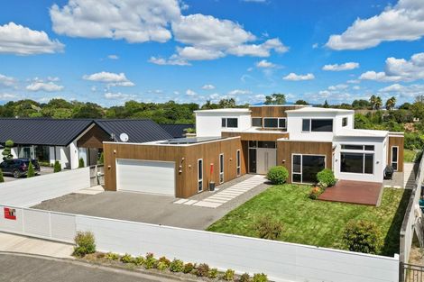 Photo of property in 33 Roy Hilton Drive, Flagstaff, Hamilton, 3210