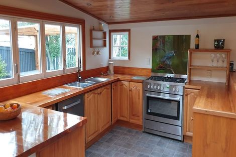 Photo of property in 100 Fox Street, Featherston, 5710