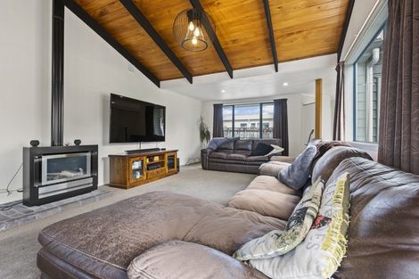 Photo of property in 10 Bandon Grove, Bell Block, New Plymouth, 4312