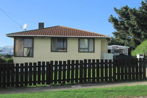 Photo of property in 11 Aparangi Crescent, Elsdon, Porirua, 5022