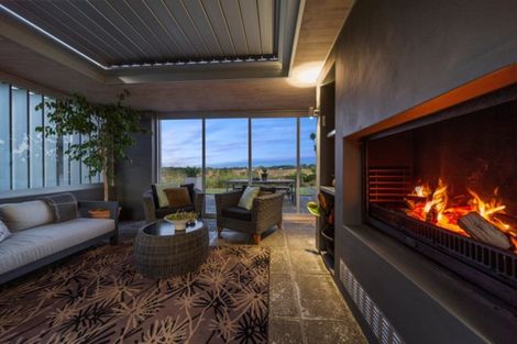 Photo of property in 155 Veale Road, Ridgewood, New Plymouth, 4371