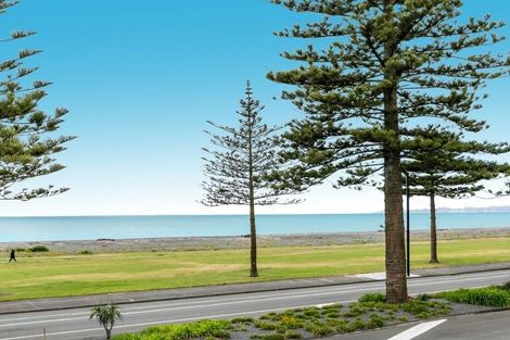 Photo of property in 625 Marine Parade, Napier South, Napier, 4110