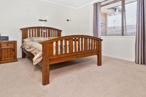 Photo of property in 47 Parkhaven Drive, Rosehill, Papakura, 2113