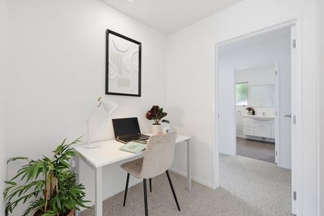 Photo of property in 218a Sturges Road, Henderson, Auckland, 0612