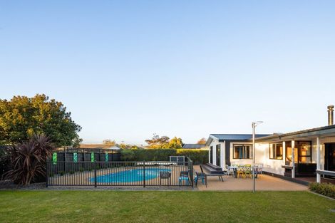 Photo of property in 10 Buckland Place, Cambridge, 3434