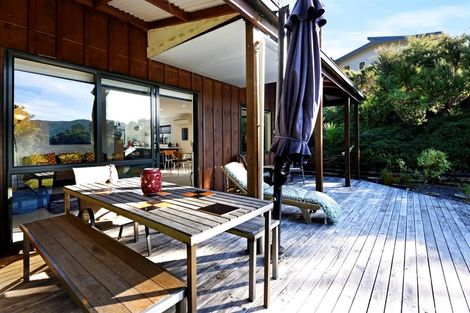 Photo of property in 5 Kaimiko Place, Okiwi Bay, 7193