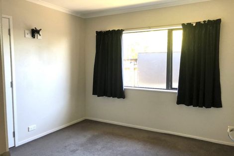 Photo of property in 52b Swanson Road, Henderson, Auckland, 0610