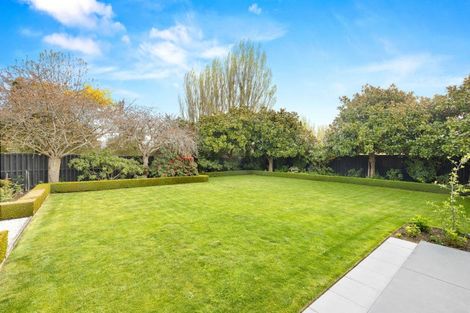 Photo of property in 51 Lewisham Park, St Albans, Christchurch, 8052
