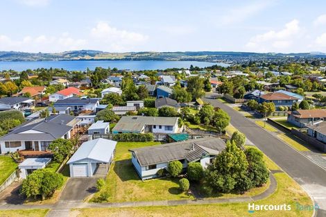 Photo of property in 6 Newberry Place, Richmond Heights, Taupo, 3330