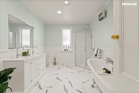 Photo of property in 77 Queens Drive, Saint Kilda, Dunedin, 9012