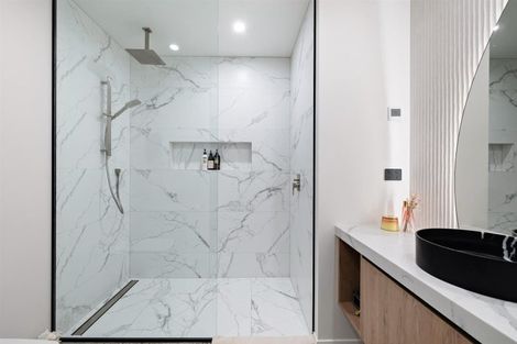 Photo of property in 10 Limerick Lane, Queenstown, 9300