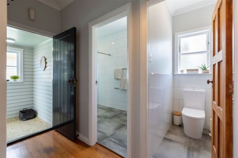 Photo of property in 5 Barker Road, Marewa, Napier, 4110