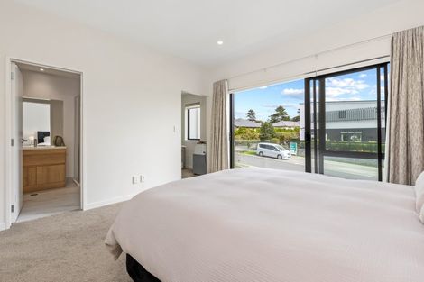 Photo of property in 10b Nellie Drive, Kumeu, 0810