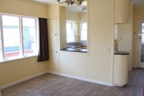 Photo of property in 18 Oxford Street, Fairfield, Hamilton, 3214