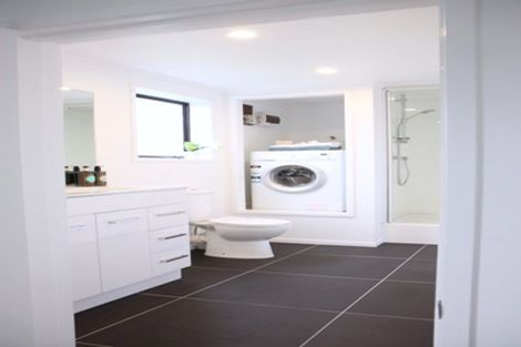 Photo of property in 42 Elliston Crescent, Stanmore Bay, Whangaparaoa, 0932