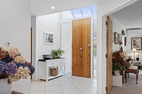 Photo of property in 20 Derenzy Place, Avonhead, Christchurch, 8042