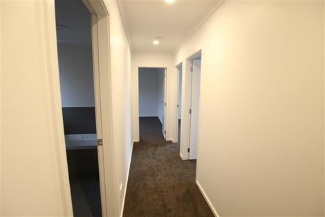 Photo of property in 34 Regis Park Drive, Pukekohe, 2120